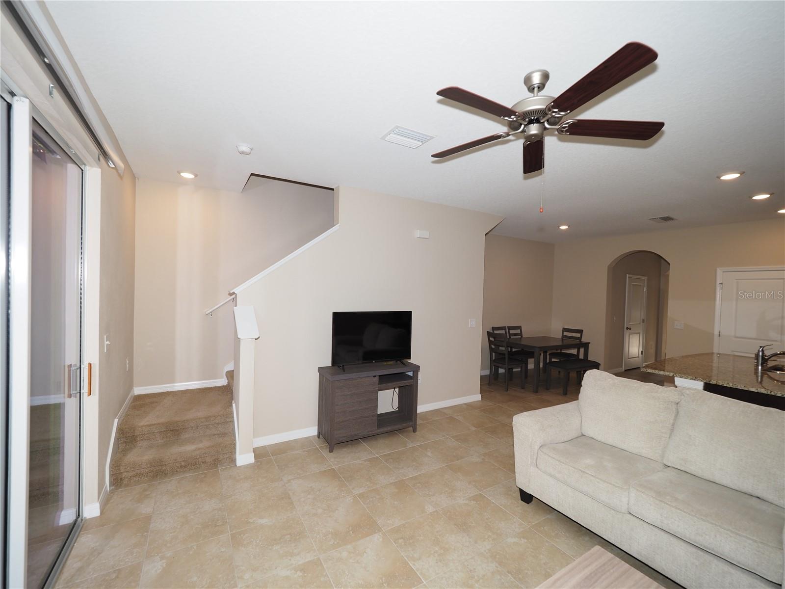 LANDING PH 1 - Residential Lease