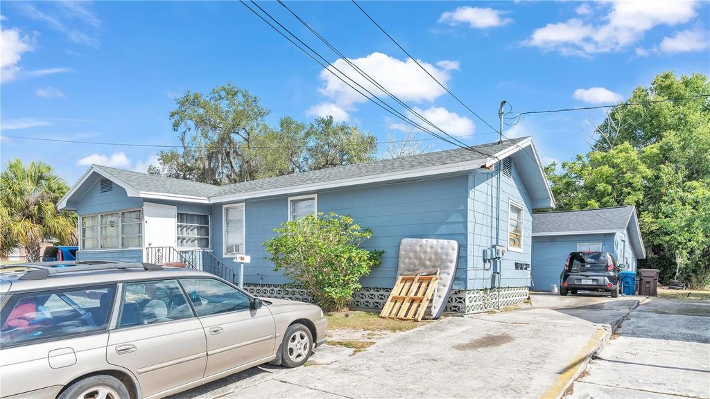 Photo of 26 W Polk Avenue, Lake Wales, FL 33853 (MLS # L4944606)