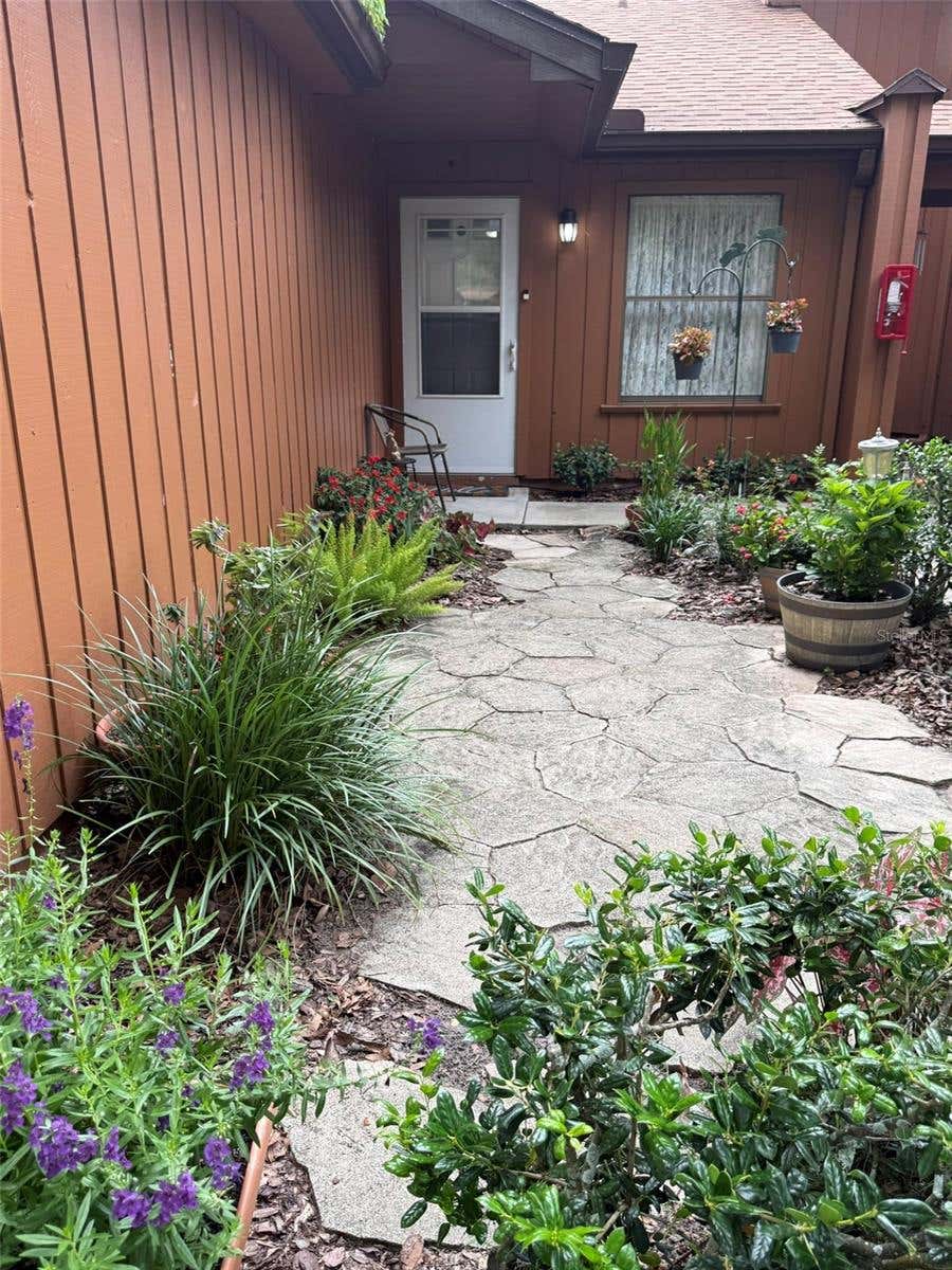 Photo of 2701 NE 10th Street #401, Ocala, FL 34470 (MLS # OM728602)