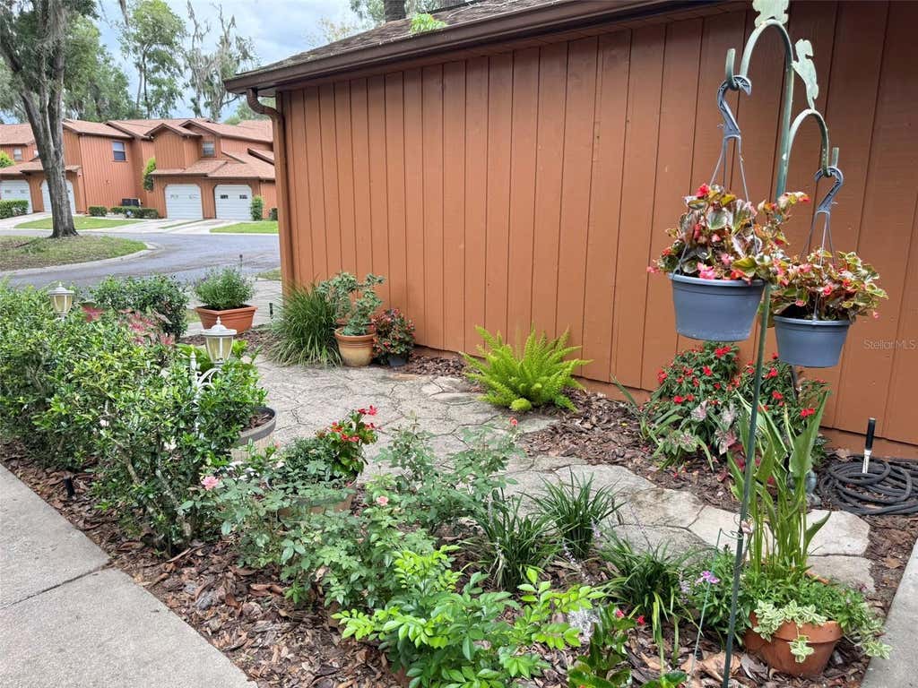 Photo of 2701 NE 10th Street #401, Ocala, FL 34470 (MLS # OM728602)