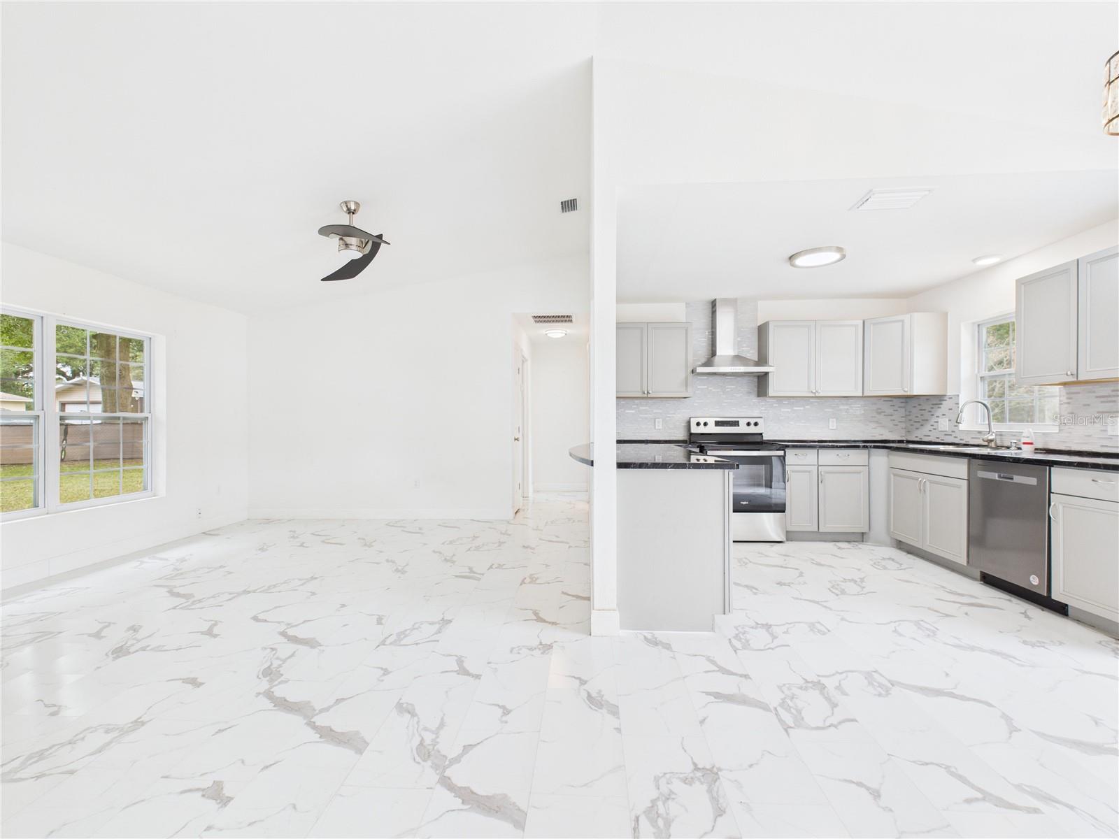 SILVER SPGS SHORES - Residential