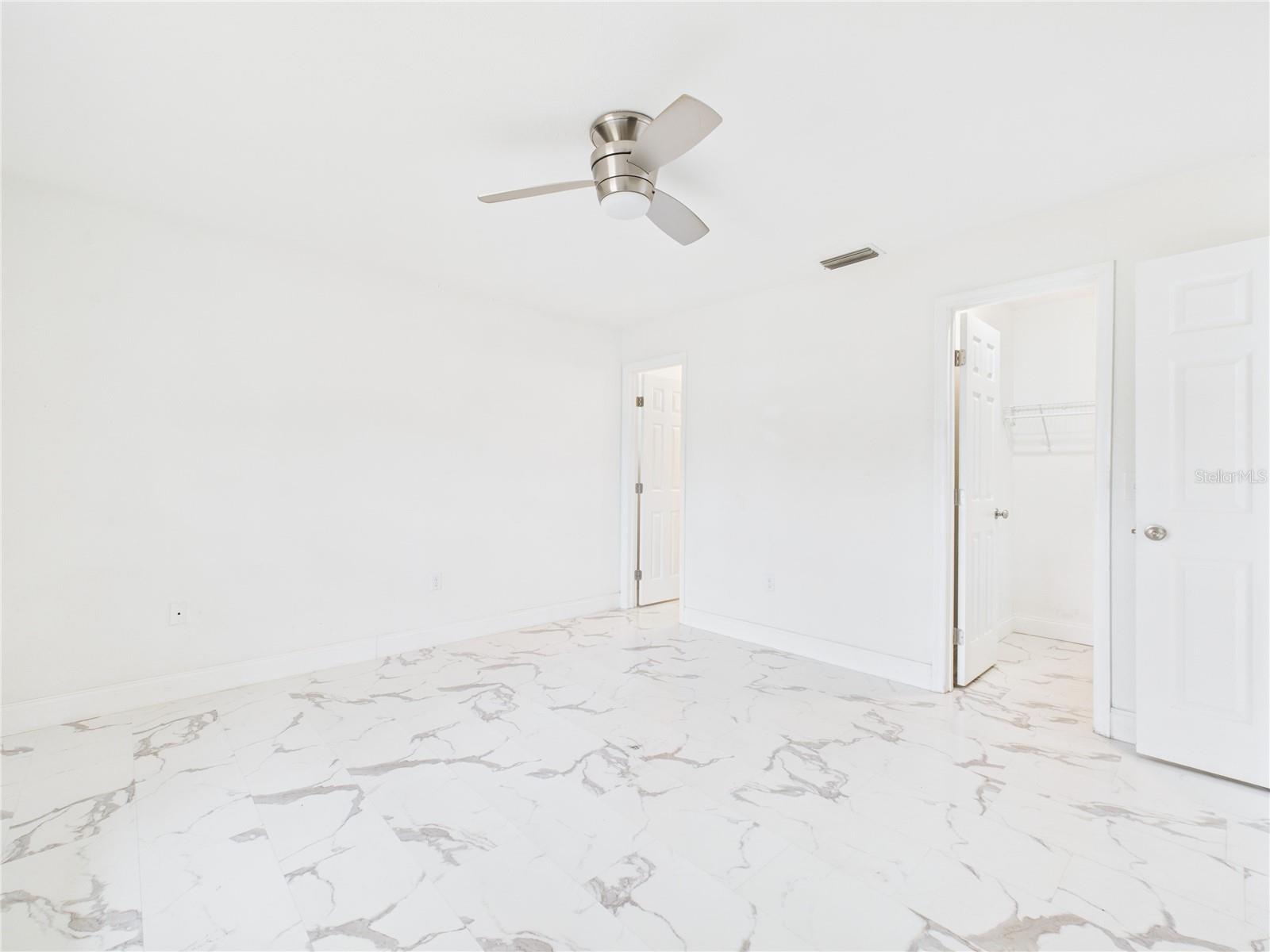 SILVER SPGS SHORES - Residential