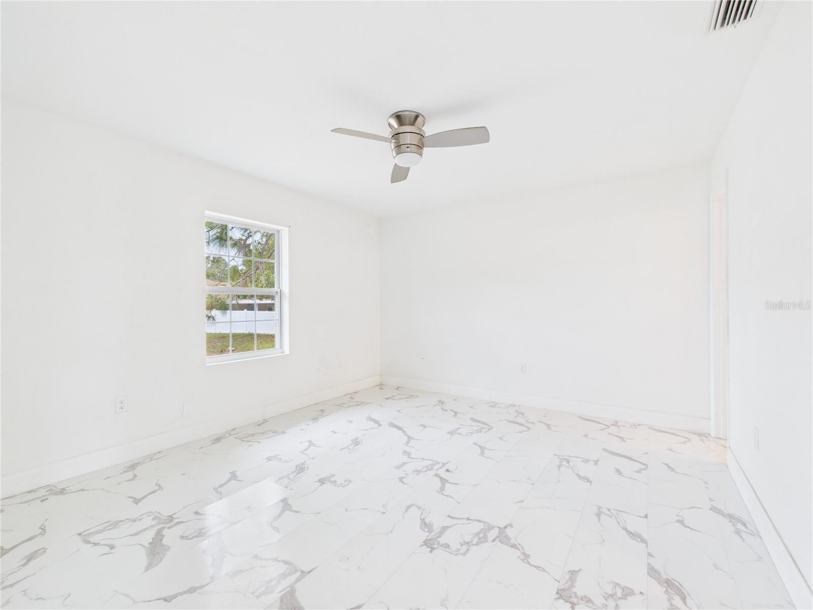 SILVER SPGS SHORES - Residential