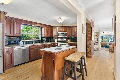 Tiny photo for 475 Guerrant Street, Umatilla, FL 32784 (MLS # G5105634)