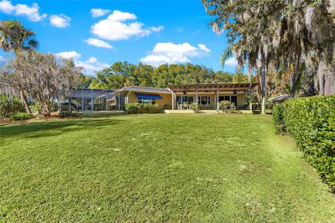 Tiny photo for 475 Guerrant Street, Umatilla, FL 32784 (MLS # G5105634)