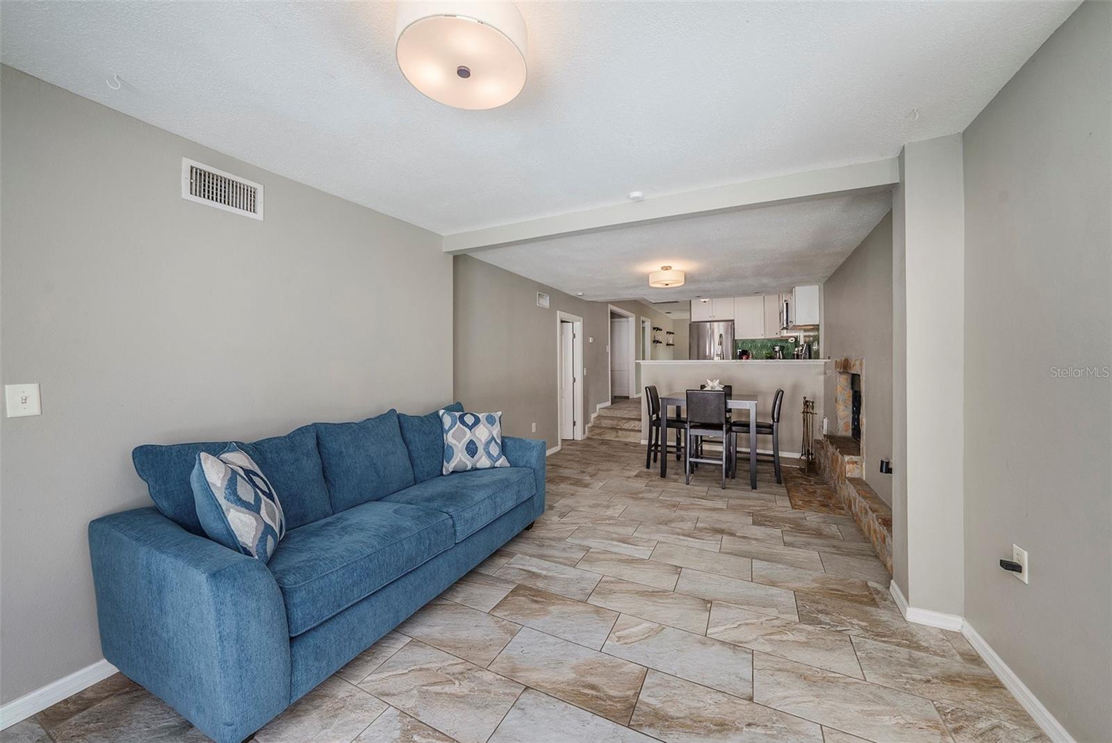 RIVERBEND MANOR - Residential