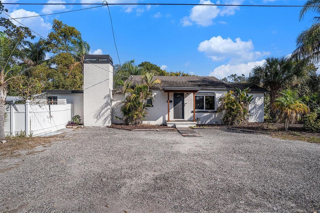 Photo of 1702 E Knollwood Street, Tampa, FL 33610 (MLS # TB8440125)