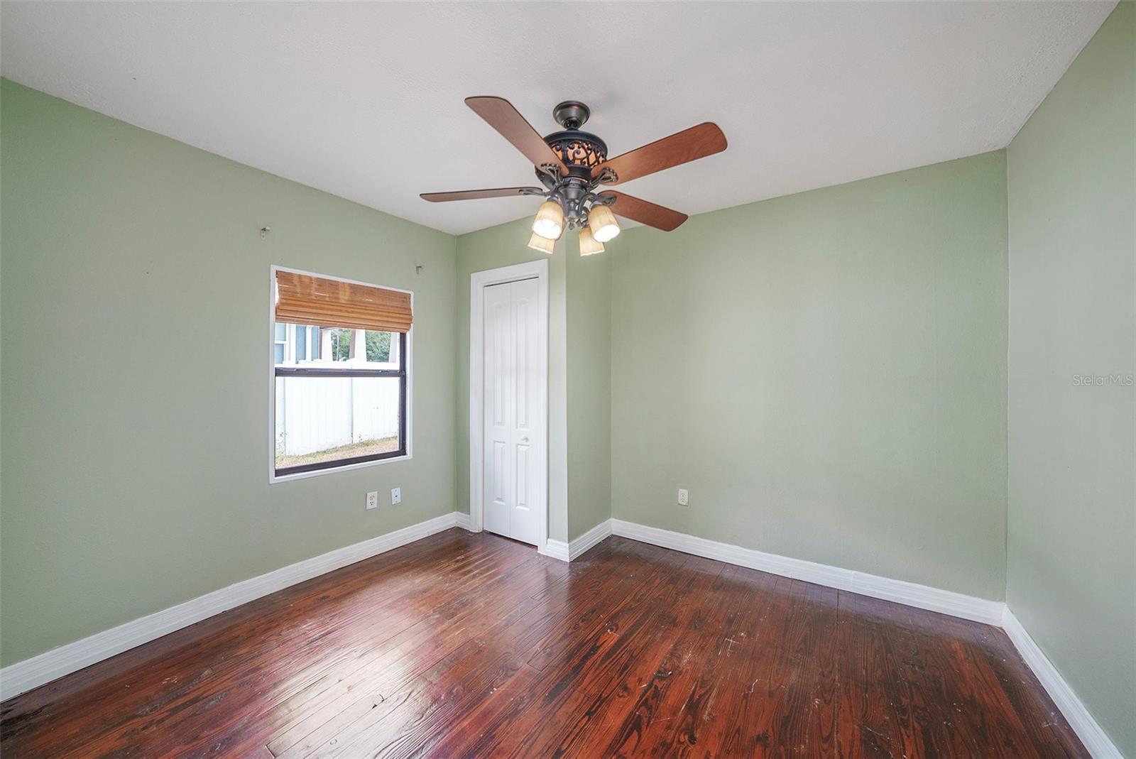 RIVERBEND MANOR - Residential