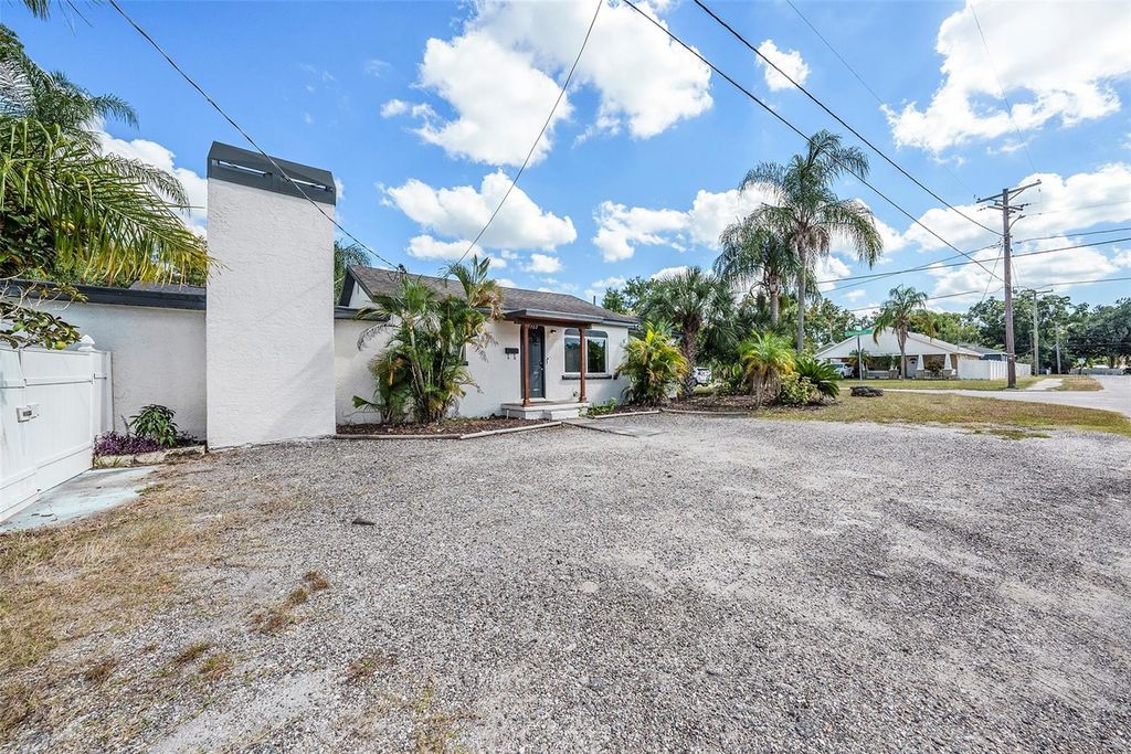 Photo of 1702 E Knollwood Street, Tampa, FL 33610 (MLS # TB8440125)