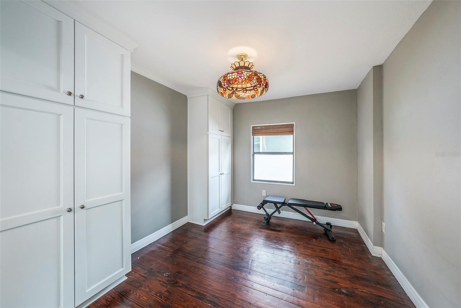 RIVERBEND MANOR - Residential
