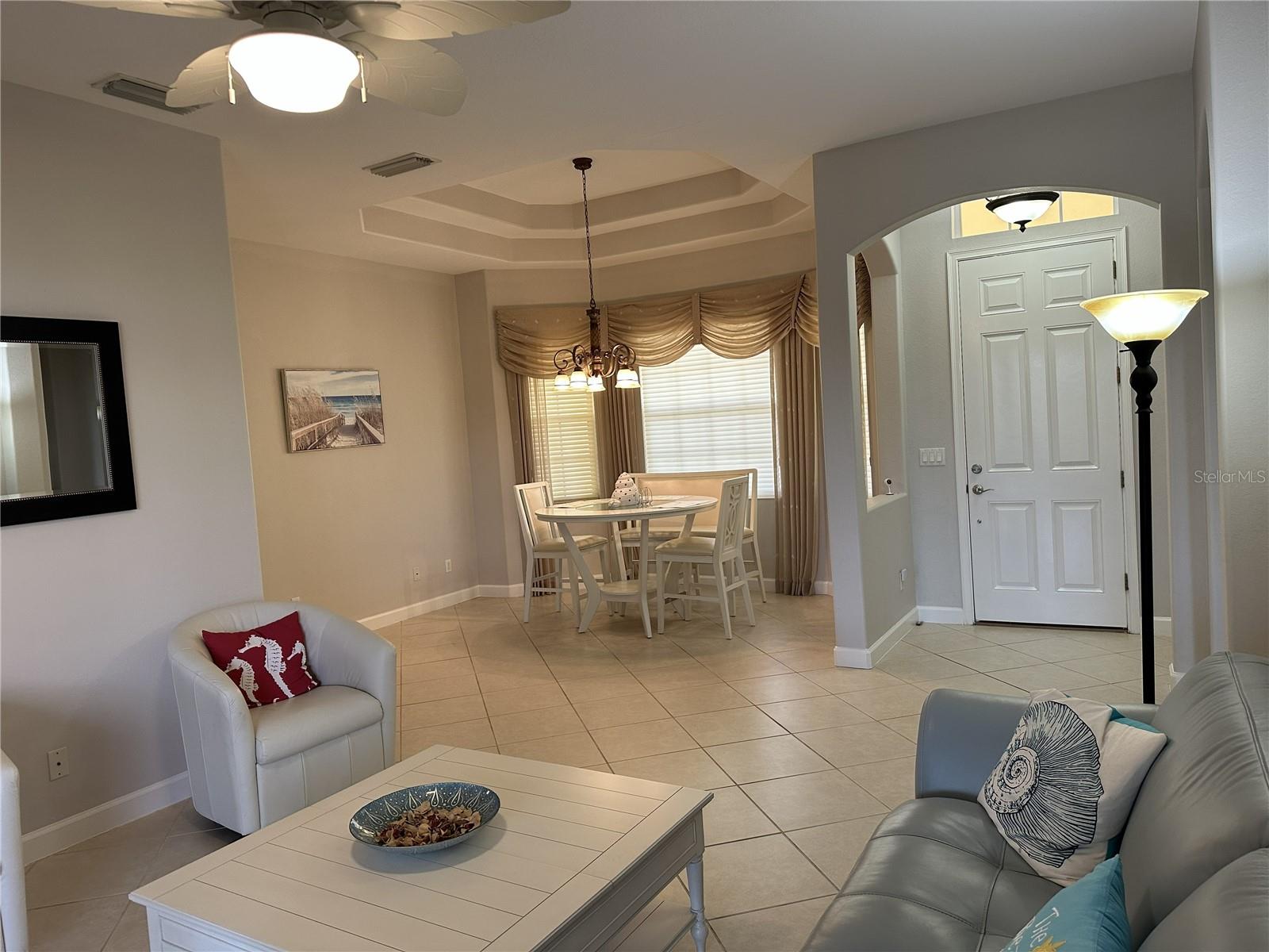 VENETIAN GOLF & RIV CLUB PH 03H - Residential Lease