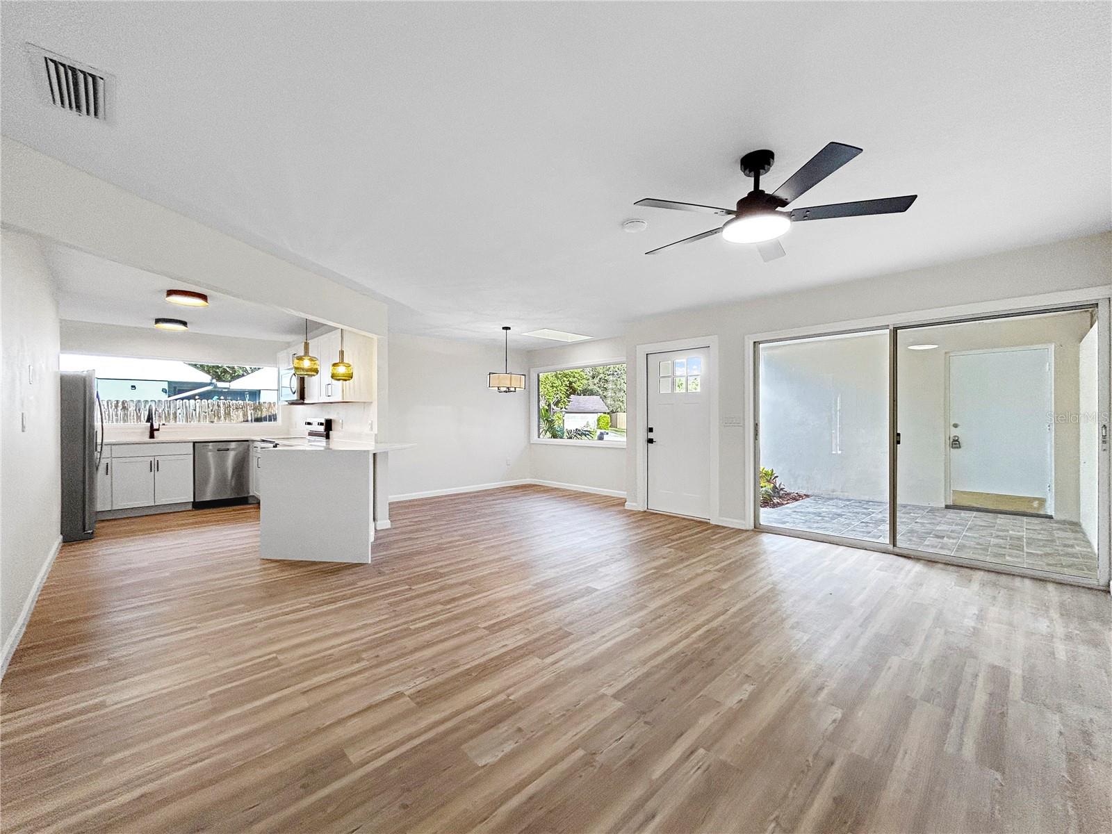 5136 CEDAR HAMMOCK DRIVE