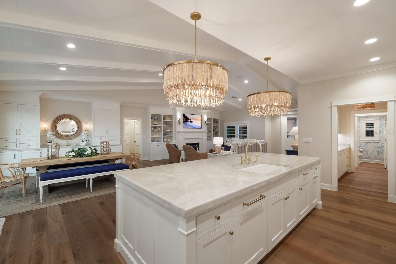 HARBOR DRIVE WATERWAYS - Residential