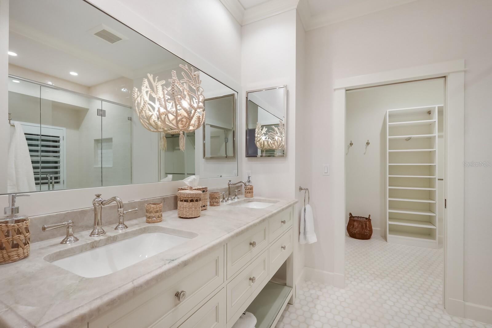 HARBOR DRIVE WATERWAYS - Residential