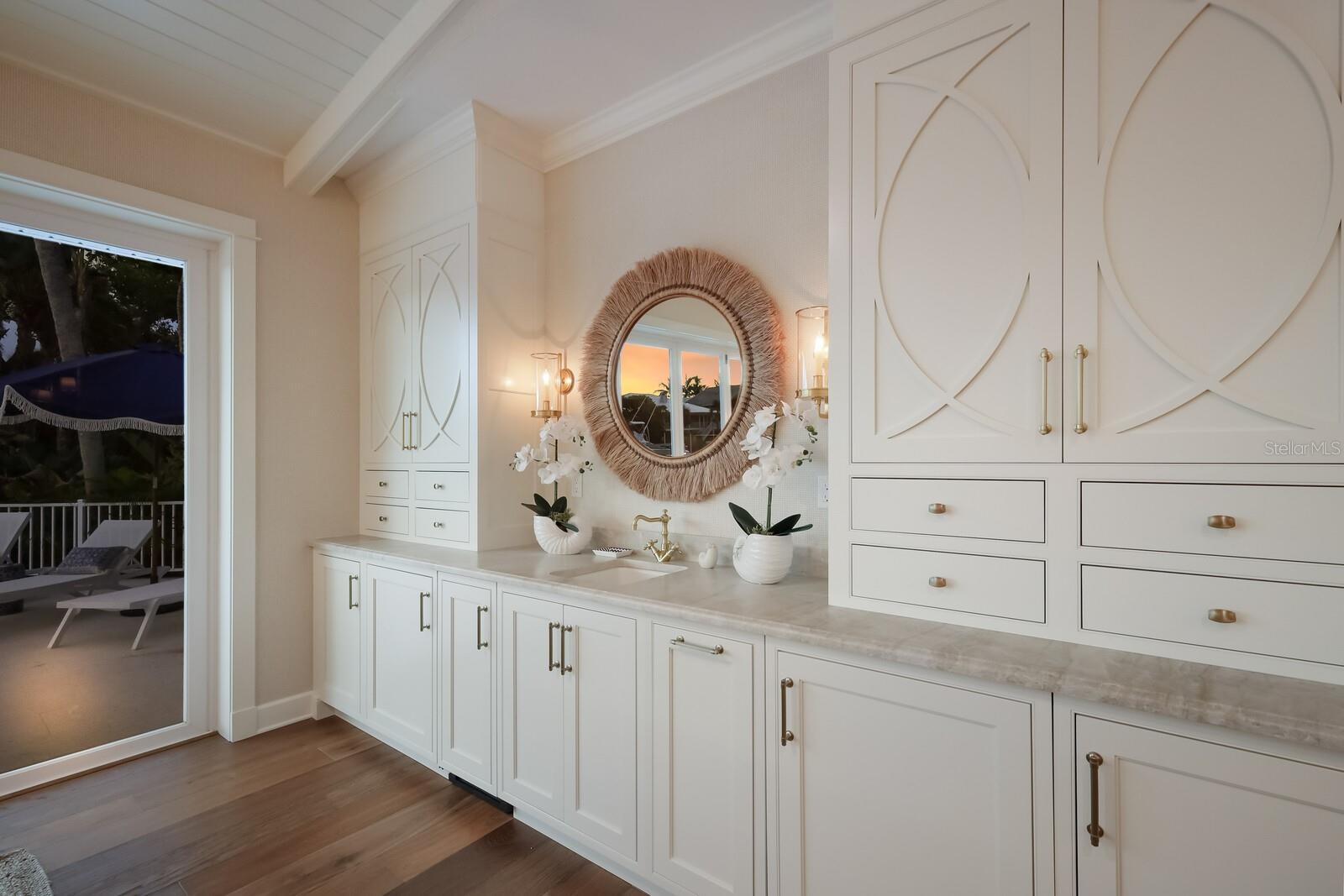 HARBOR DRIVE WATERWAYS - Residential