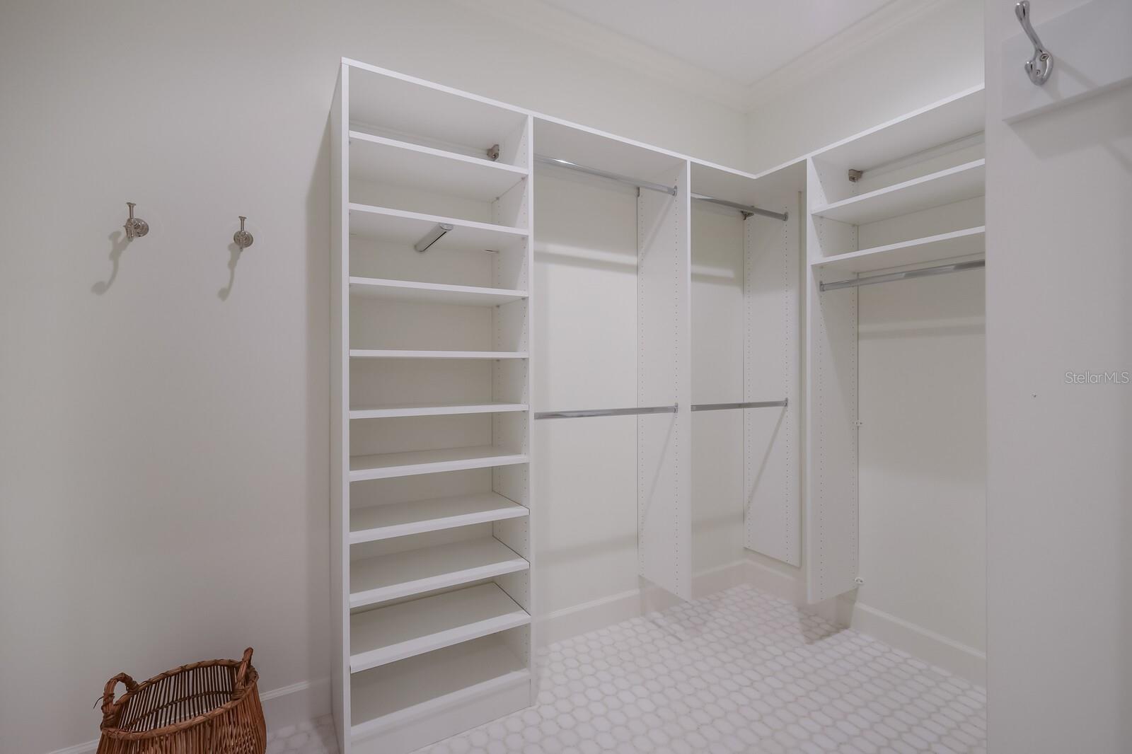 HARBOR DRIVE WATERWAYS - Residential