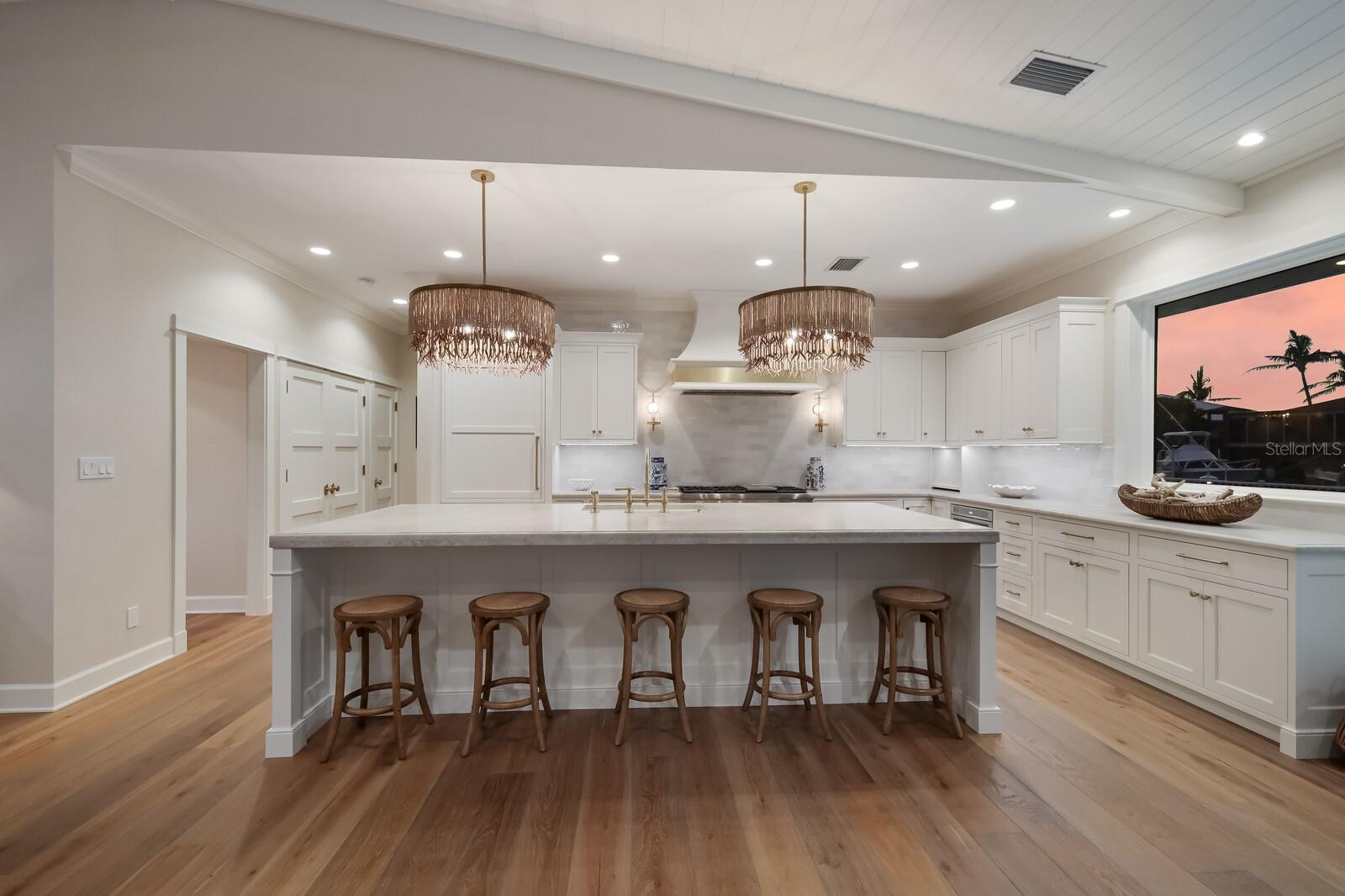 HARBOR DRIVE WATERWAYS - Residential