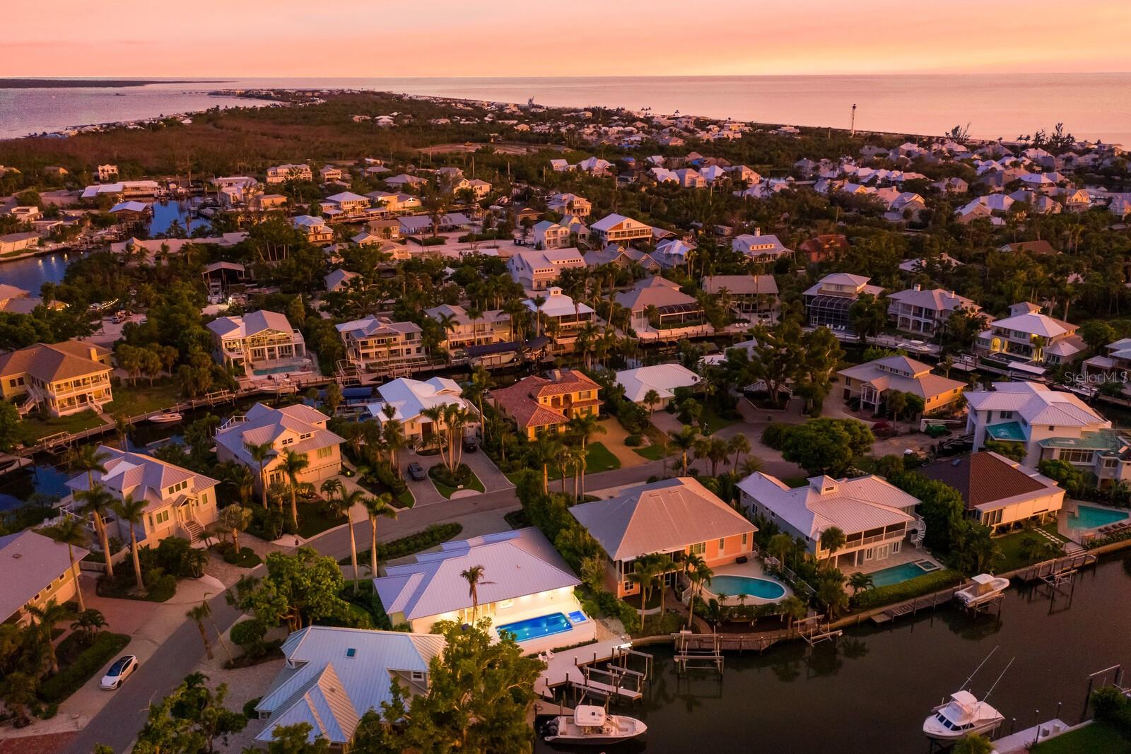 HARBOR DRIVE WATERWAYS - Residential