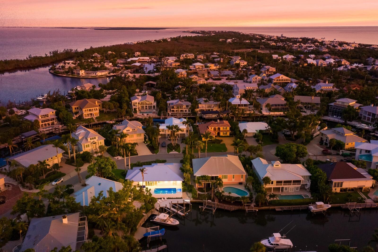 HARBOR DRIVE WATERWAYS - Residential