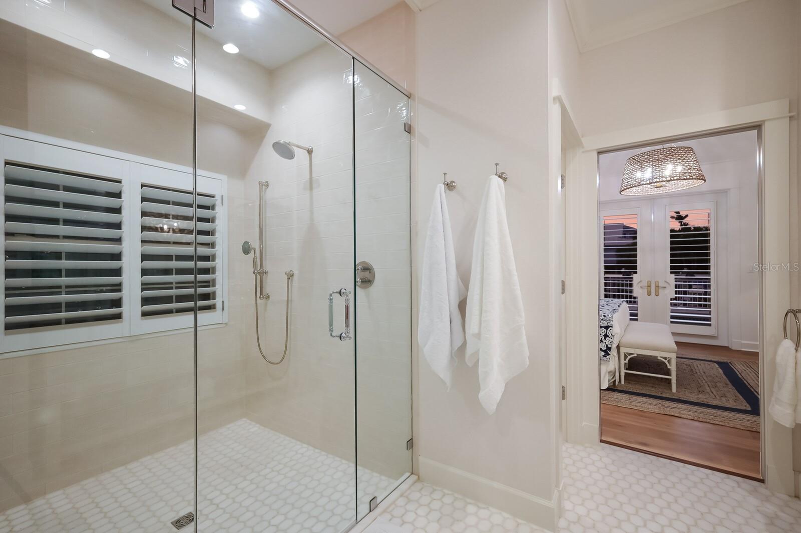 HARBOR DRIVE WATERWAYS - Residential