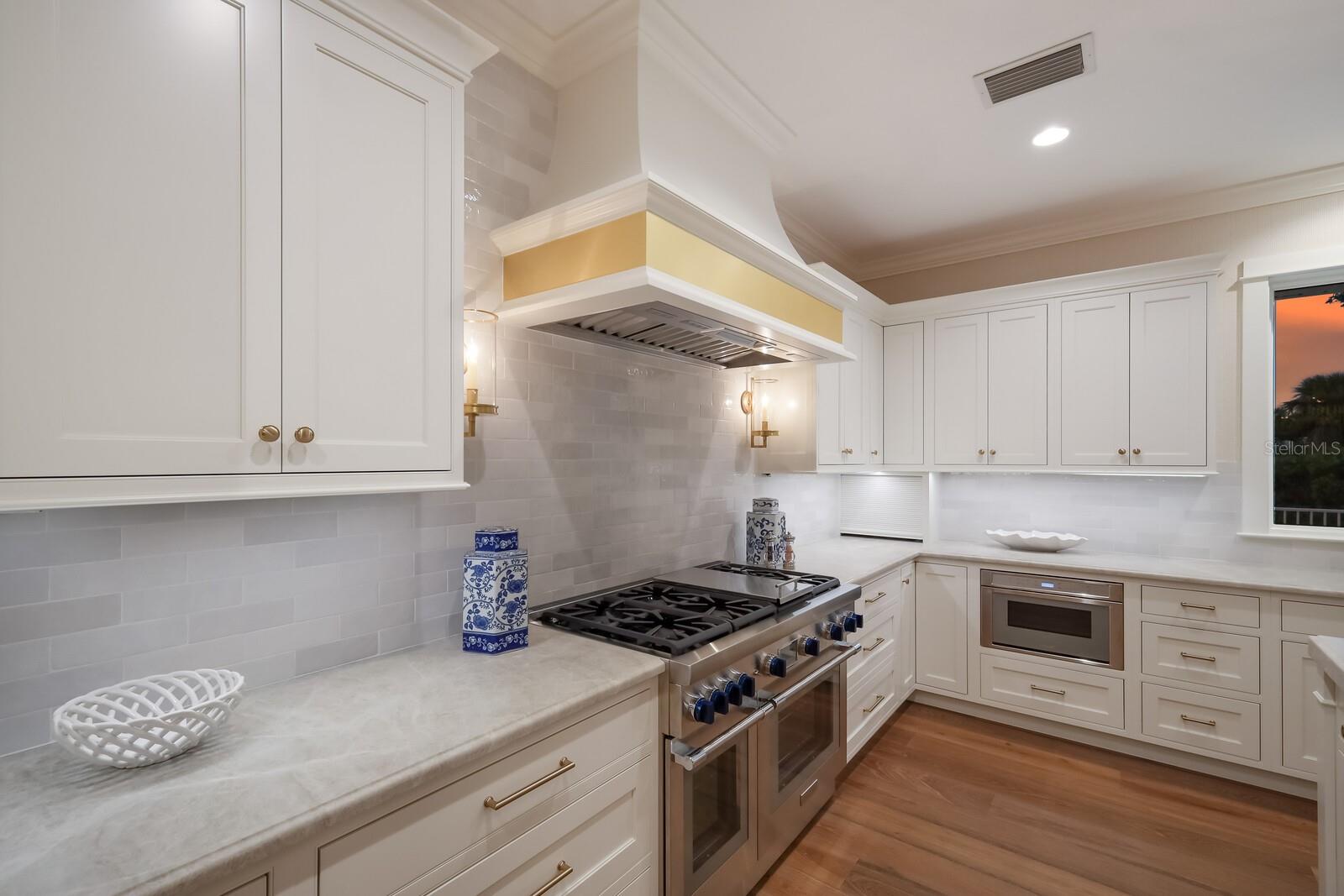 HARBOR DRIVE WATERWAYS - Residential