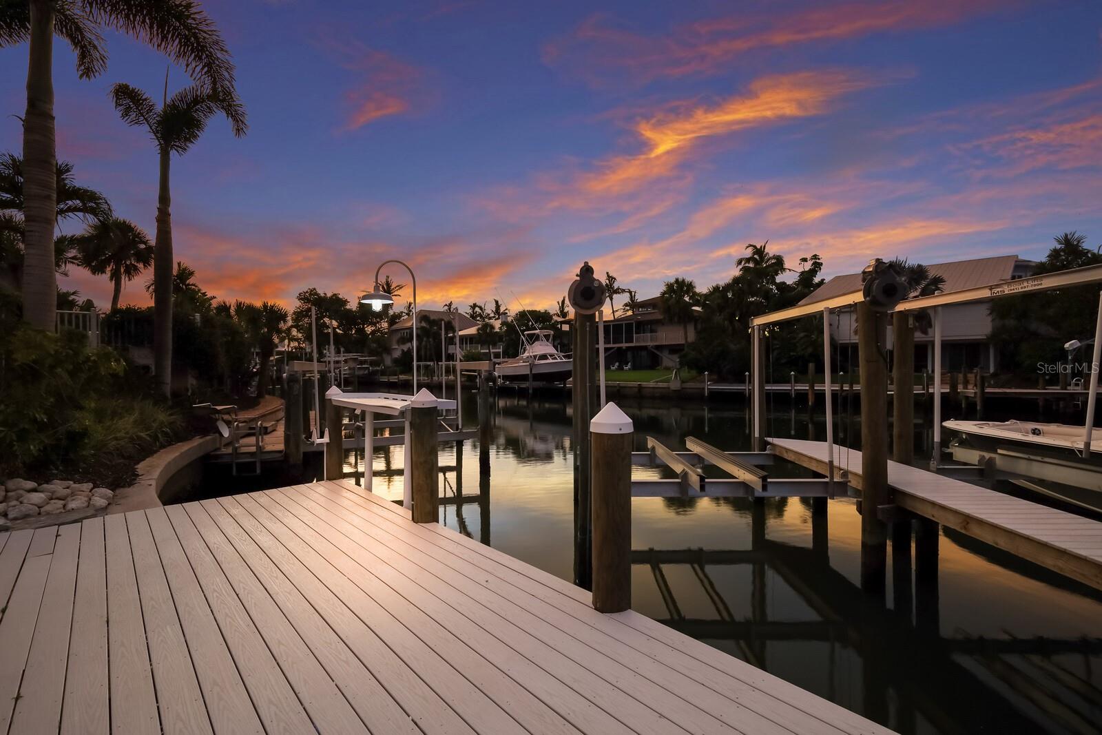 HARBOR DRIVE WATERWAYS - Residential