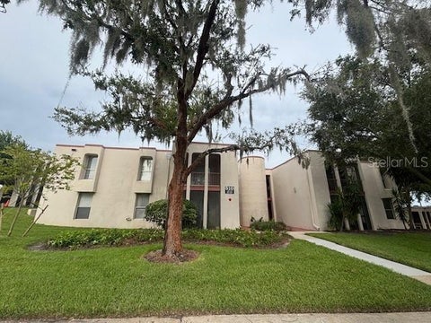 Photo of 510 Orange Drive #20, Altamonte Springs, FL 32701 (MLS # O6428114)