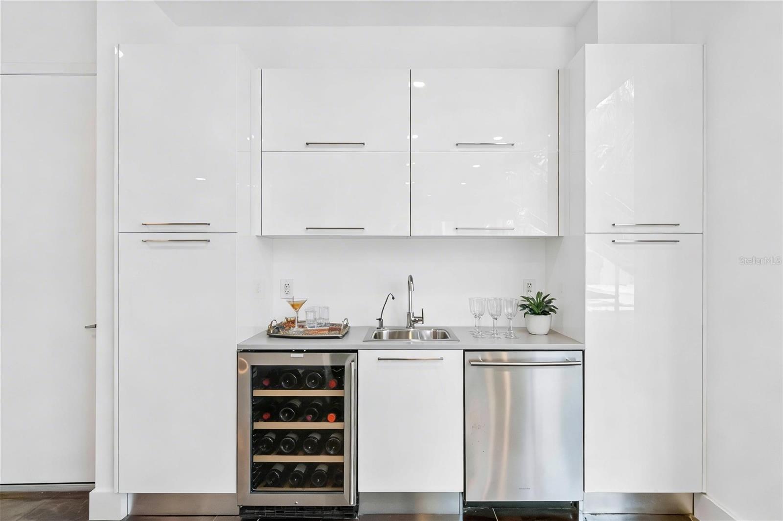 HUDSON BAYOU - Residential