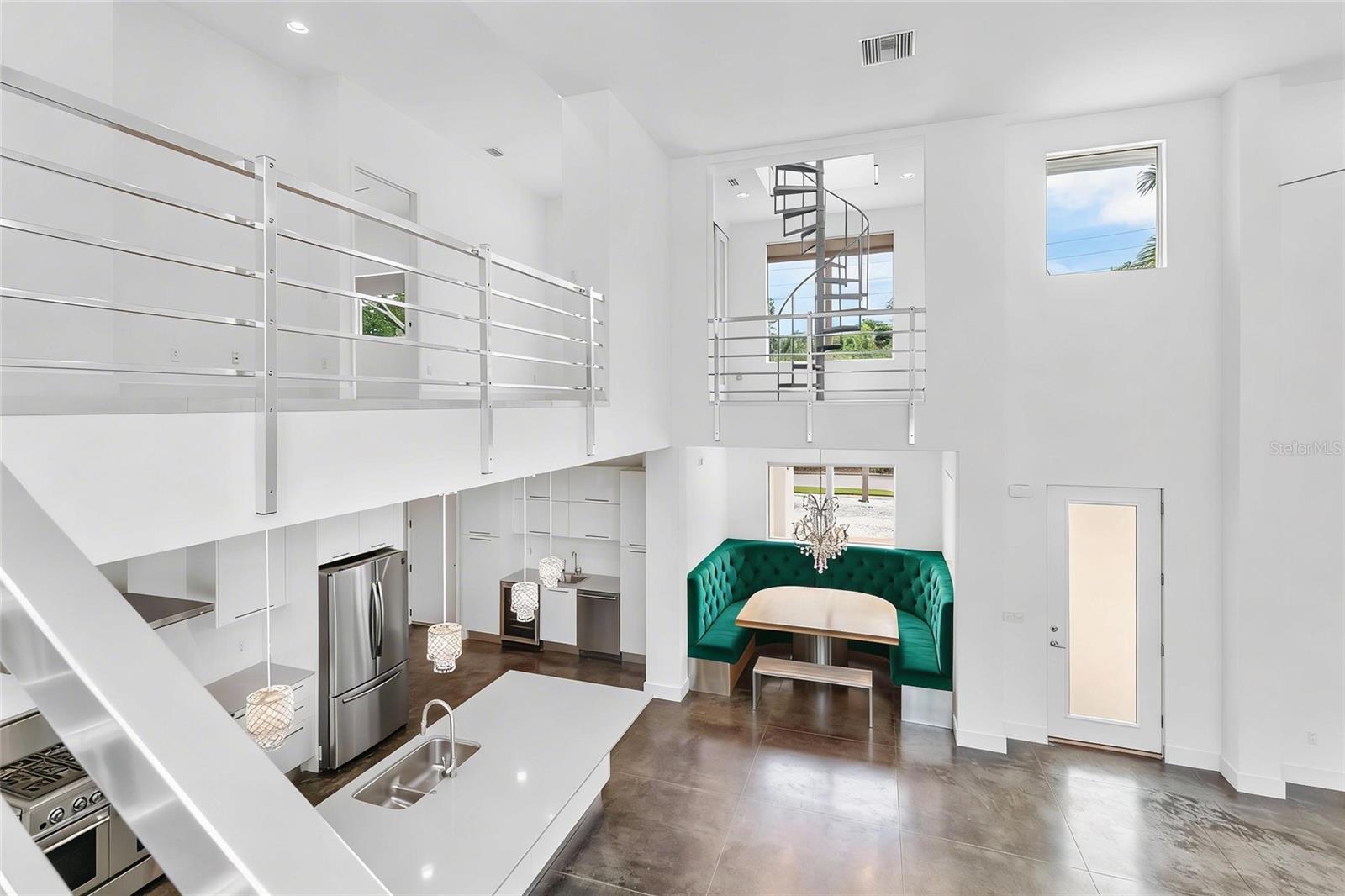 HUDSON BAYOU - Residential