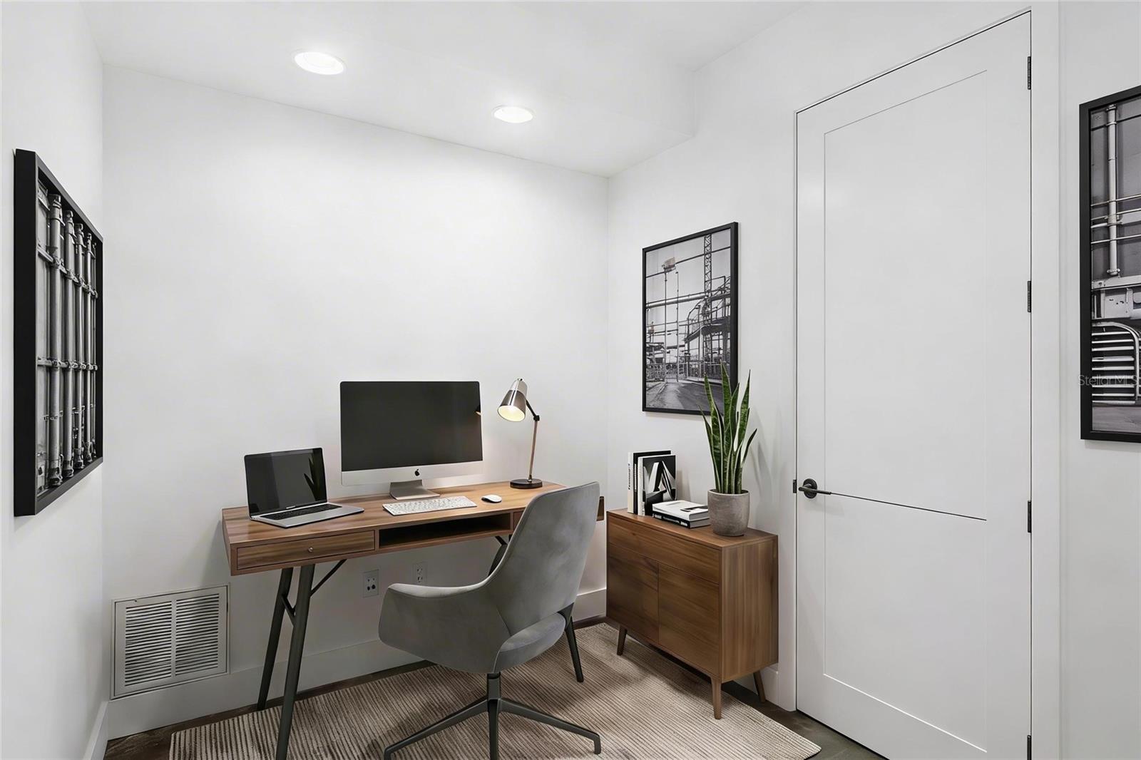 HUDSON BAYOU - Residential