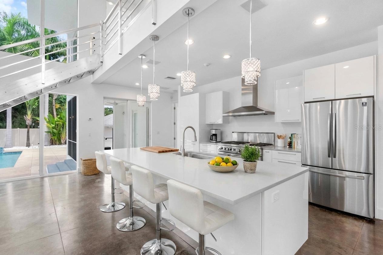 HUDSON BAYOU - Residential