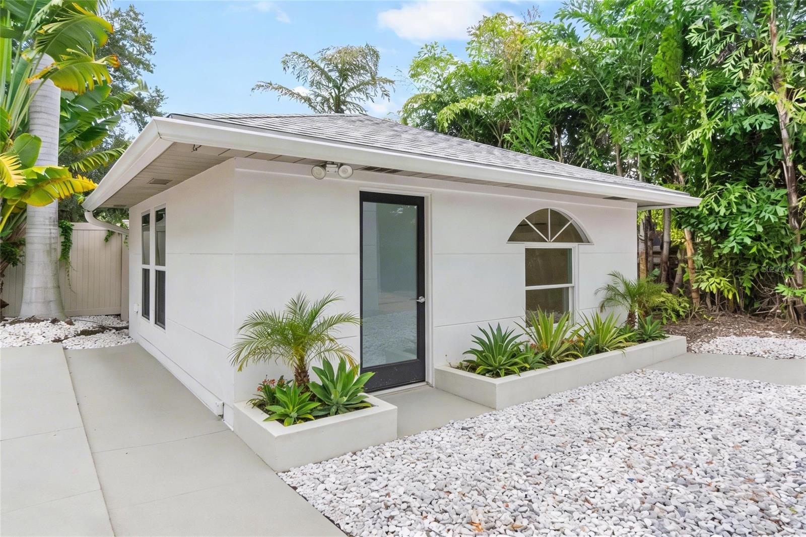 HUDSON BAYOU - Residential