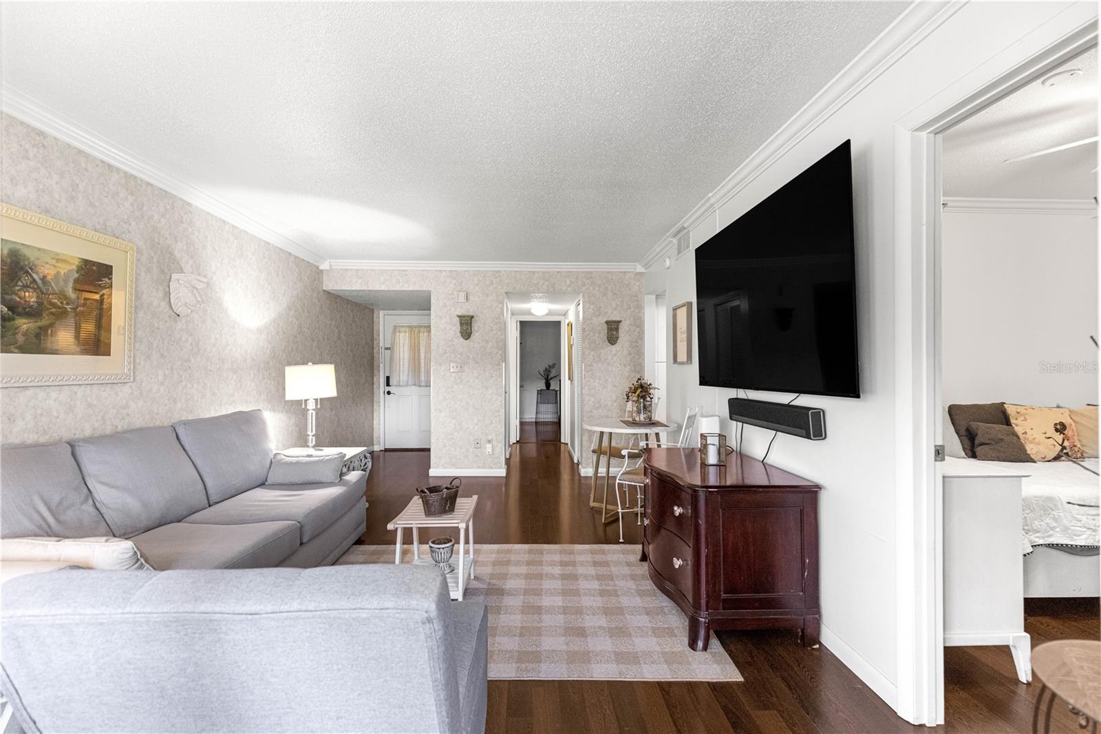 TWIN LAKES VILLAGE EAST - Residential