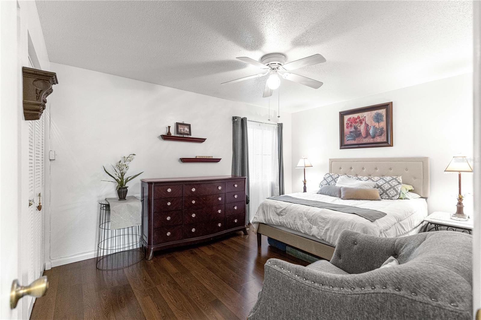 TWIN LAKES VILLAGE EAST - Residential