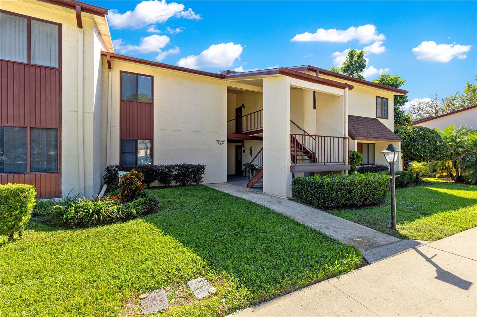 Love the water? Love golf? You’ll love this!
This 2-bedroom, 2-bath condo offers unbeatable views of the lake and fairway. Perfect for downsizers, snowbirds, or weekend getaways. Updated interiors, screened-in patio, and low-maintenance living in a quiet, friendly community. Enjoy the condo pool or for a nominal fee join Silver Springs Community Center just a short drive where there are heated pools, spa, pickle ball, fishing, boating, fitness room and planned activities year round