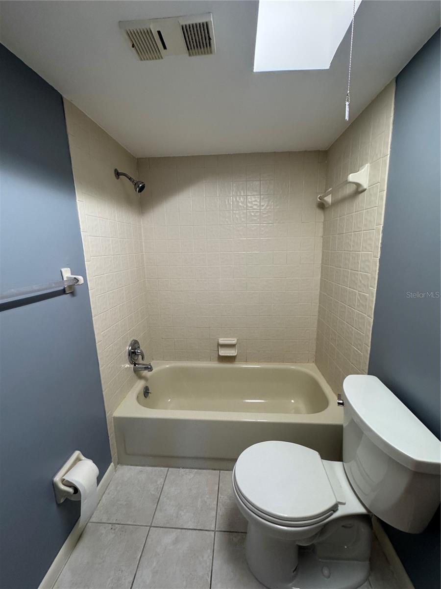 OAKHURST GARDEN APTS CONDO - Residential