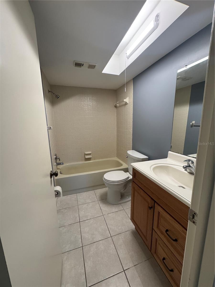 OAKHURST GARDEN APTS CONDO - Residential