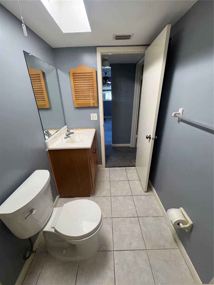 OAKHURST GARDEN APTS CONDO - Residential