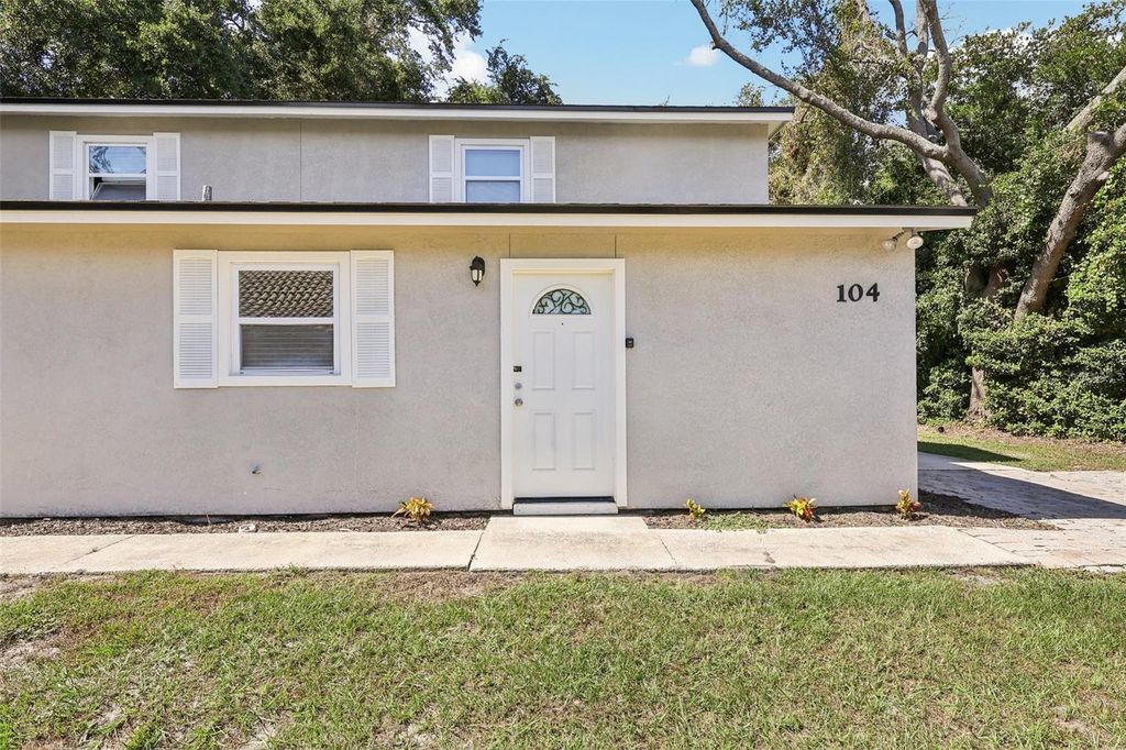 Photo of 104 Hallmark Court, Lake Mary, FL 32746 (MLS # O6355112)