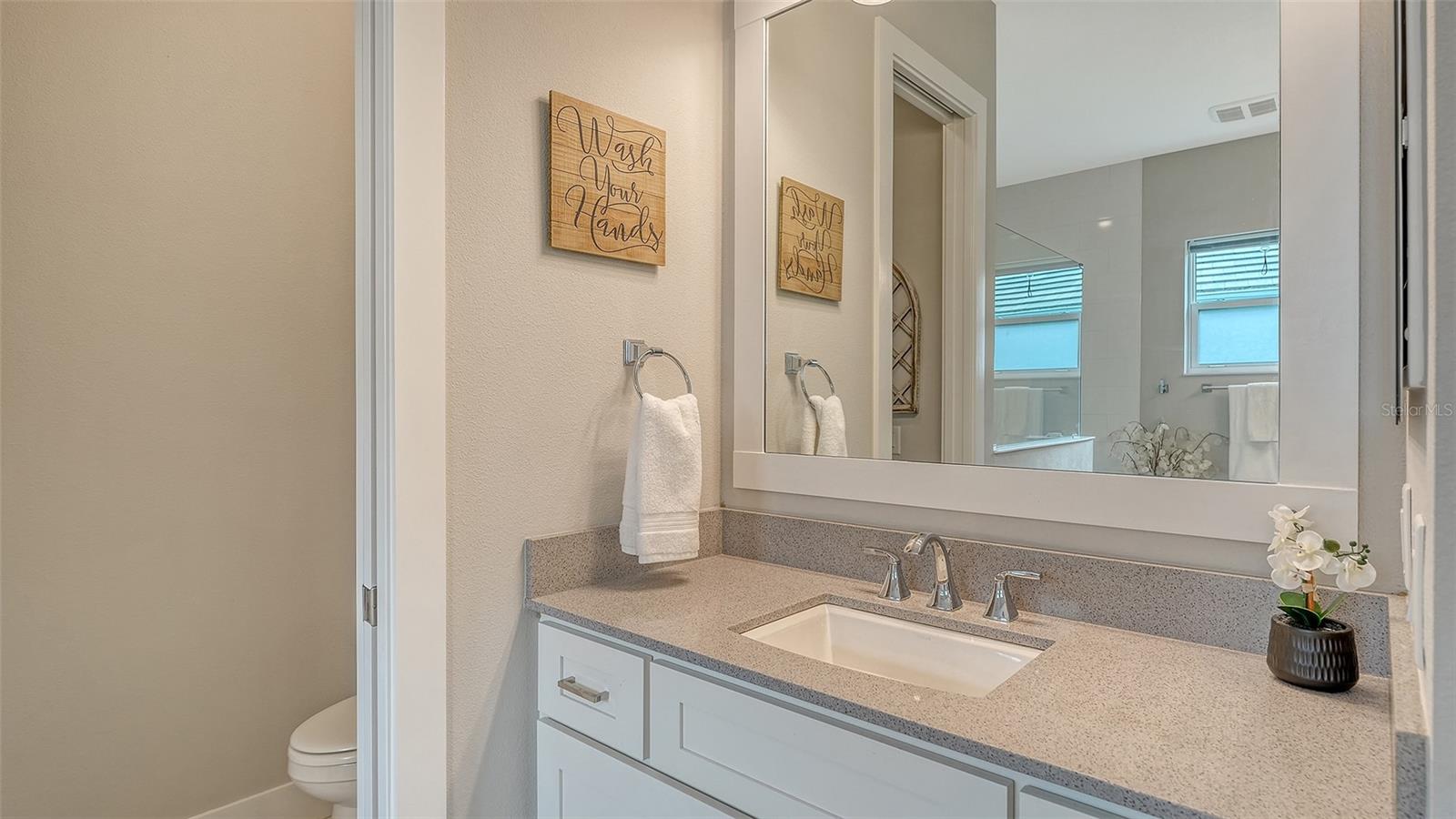 LAKEHOUSE COVE/WATERSIDE PH 1 - Residential