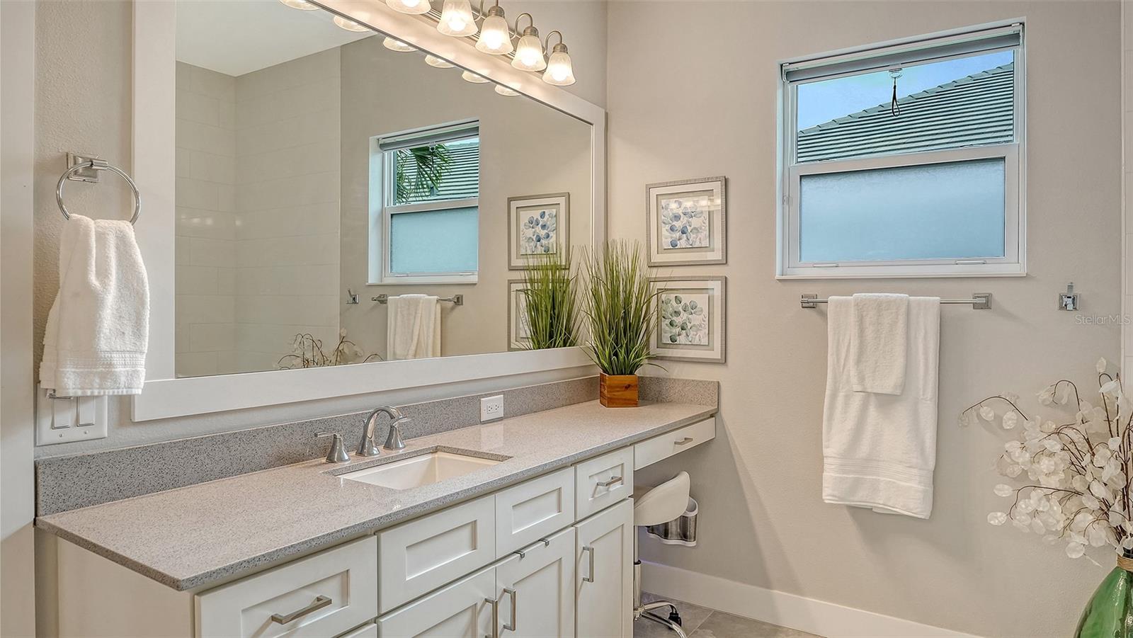 LAKEHOUSE COVE/WATERSIDE PH 1 - Residential