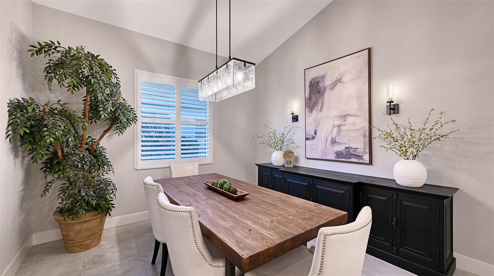 LAKEHOUSE COVE/WATERSIDE PH 1 - Residential