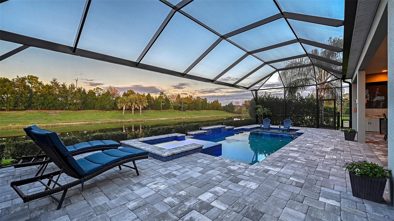 LAKEHOUSE COVE/WATERSIDE PH 1 - Residential