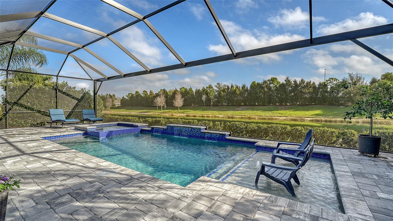 LAKEHOUSE COVE/WATERSIDE PH 1 - Residential