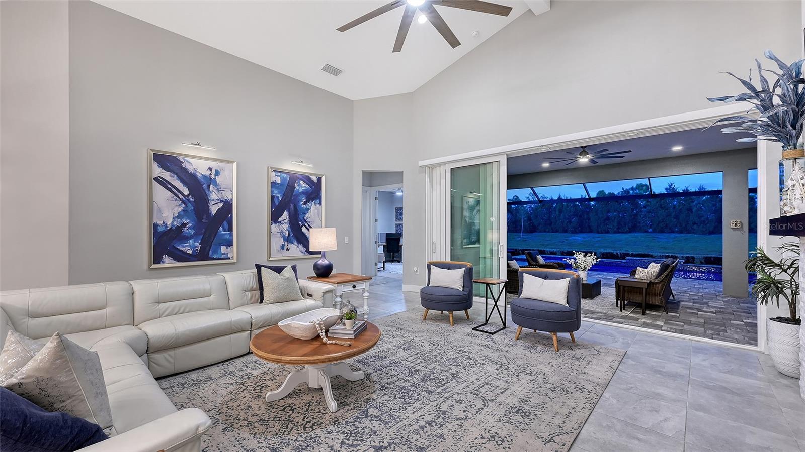 LAKEHOUSE COVE/WATERSIDE PH 1 - Residential