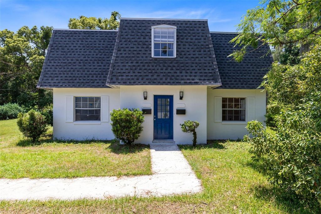 Photo of 1228 E Muriel Street, Orlando, FL 32806 (MLS # O6412351)