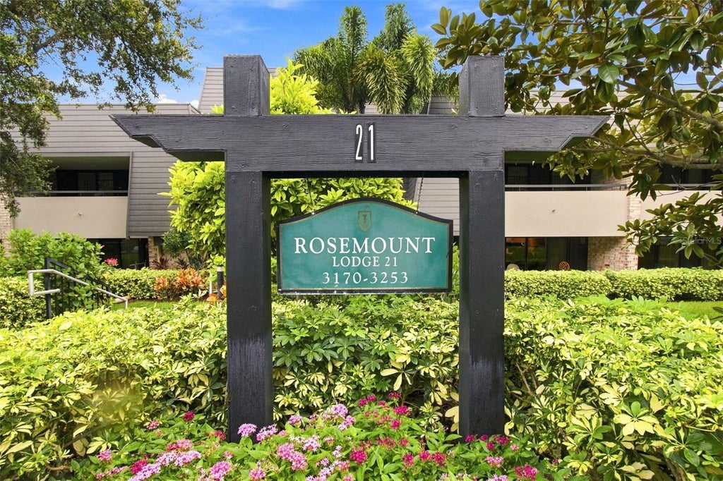 Photo of 36750 Us Highway 19 #21105, Palm Harbor, FL 34684 (MLS # TB8543154)