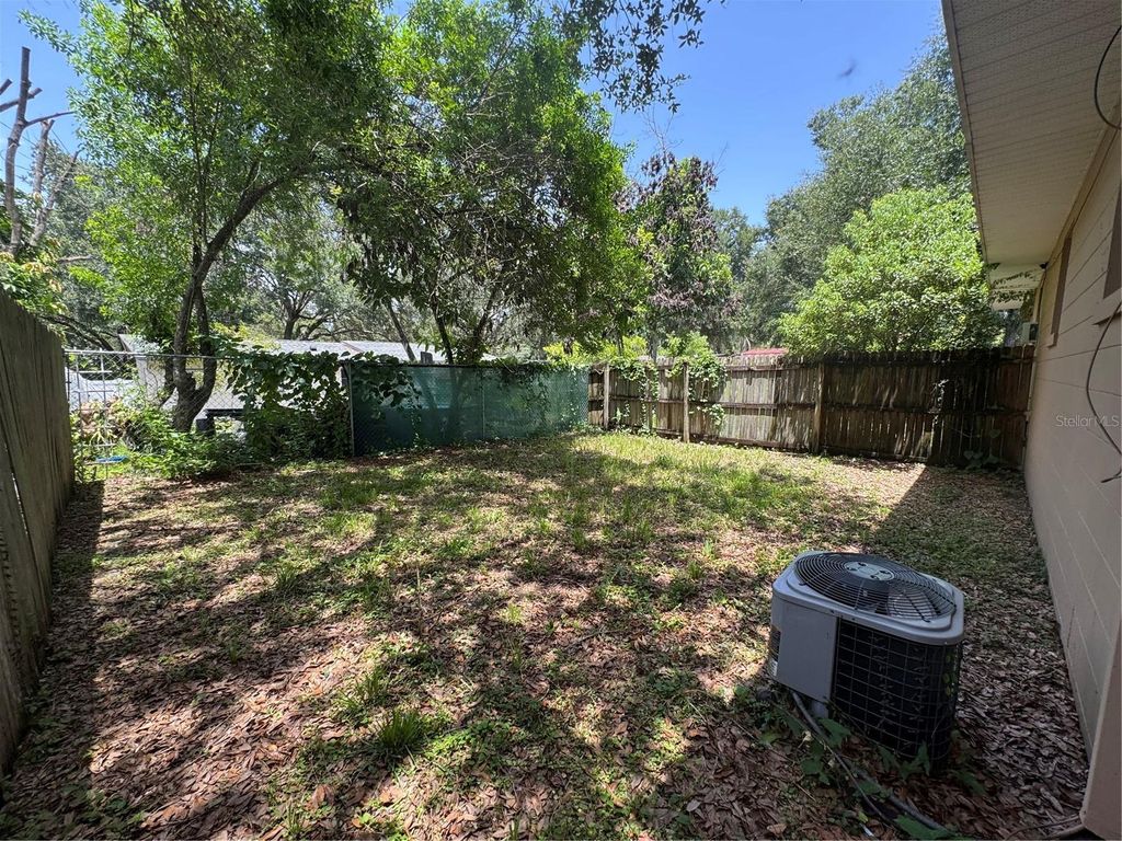 Photo of 1421 Noble Place, Orlando, FL 32801 (MLS # S5153742)