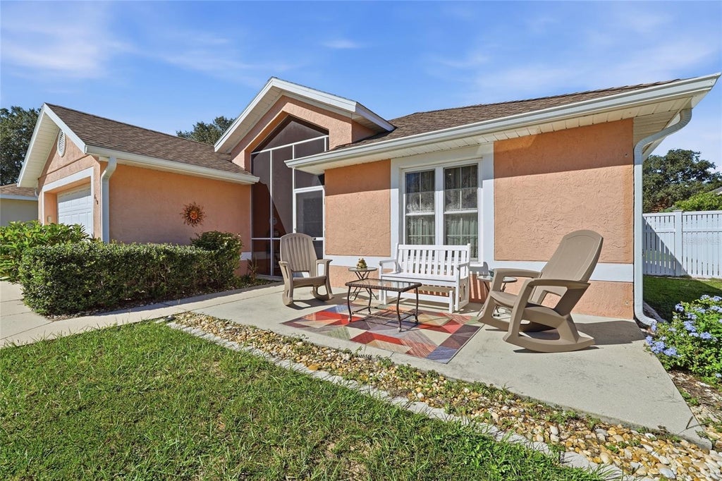 Photo of 610 Burgoyne Loop, Davenport, FL 33897 (MLS # S5158382)