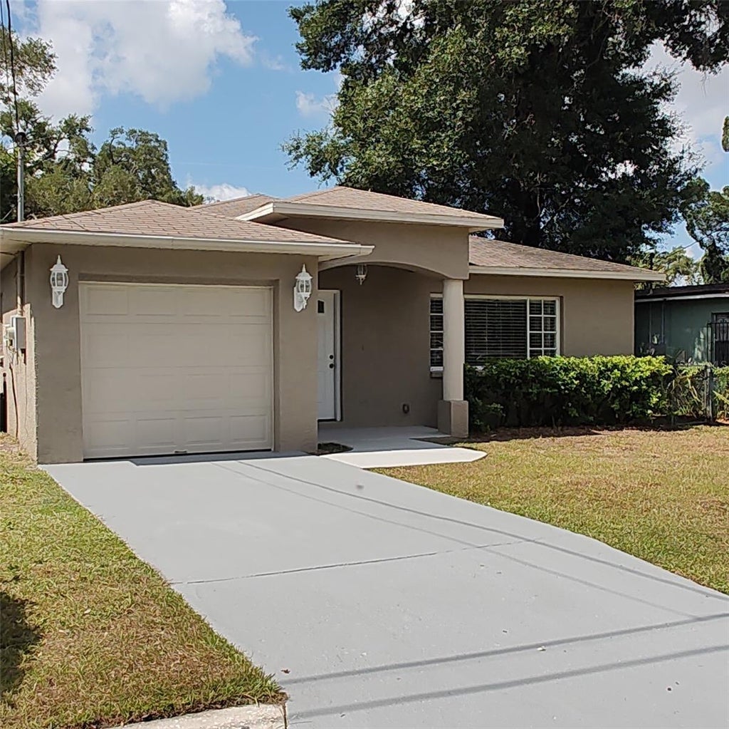 Photo of 3103 E 25th Avenue, Tampa, FL 33605 (MLS # TB8525562)